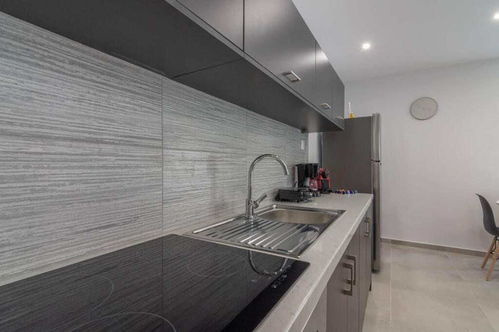 Apartament Garden Of Eden In Koukaki Ateny Zewnętrze zdjęcie
